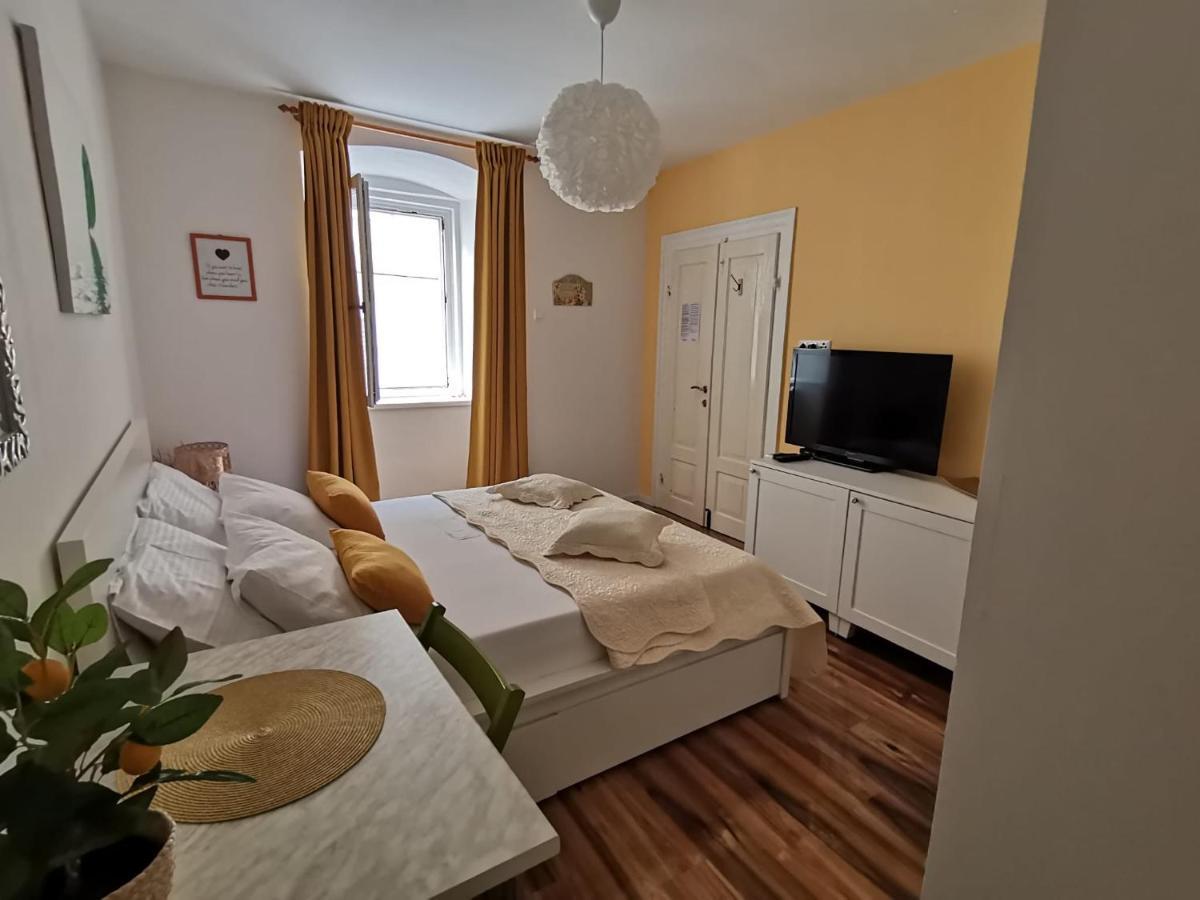 Apartament Old Town With Parking Pag Town Zewnętrze zdjęcie